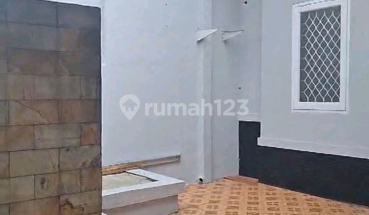 Rumah Sewa 2 Kamar di Sektor Gading Serpong Dekat Summarecon Mall 1