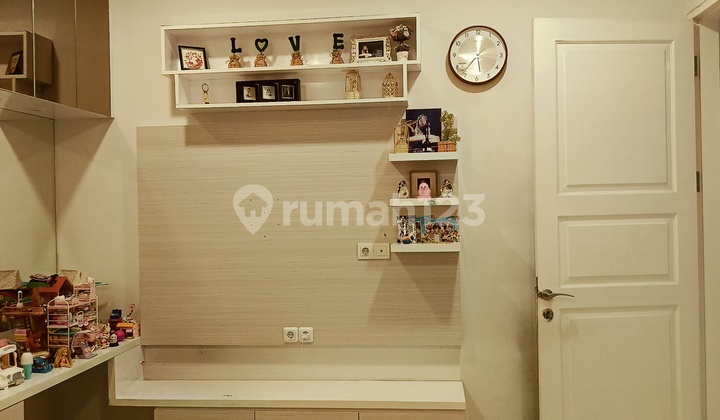 Rumah Full Furnished 3+1 Kamar Tidur Siap Huni di Pusat Gading Serpong
