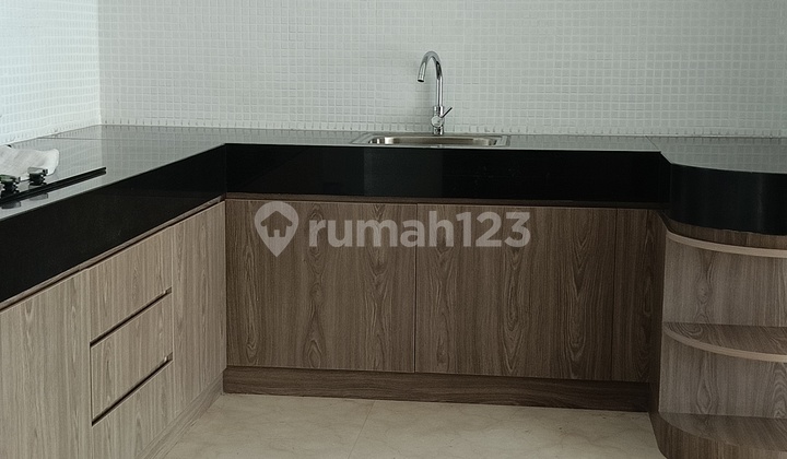 Apartemen Akr Gallery West 2 Jakarta Barat Bedroom Bersih Rapih di Jakbar Dekat Pintu Tol Apartemen Akr Gallery West 2 Jakarta Barat Bedroom Bersih Rapih di Jakbar Dekat Pintu Tol