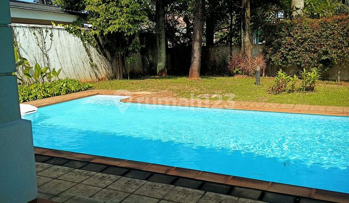 Dijual/Disewa Rumah 700M2 dengan Kolam Renang di Kompleks Elite Lippo Karawaci Central Dijual/Disewa Rumah 700M2 dengan Kolam Renang di Kompleks Elite Lippo Karawaci Central