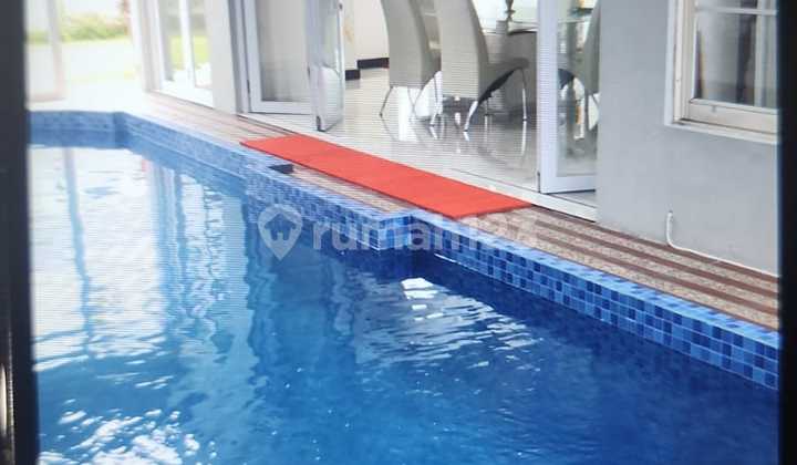 Rumah Hook Ada Kolam Renang Luas 500M2 Dua Lantai Sebrang Rs Siloam Village Lippo Karawaci Tanpa Renov