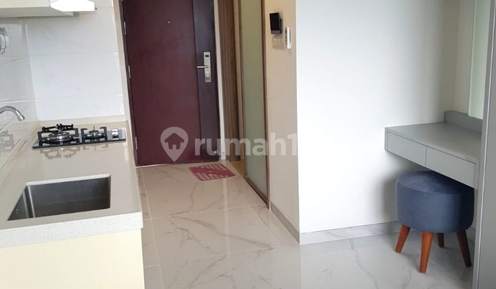 Apartment Sky House Type Studio Furnished Strategis di Bsd City