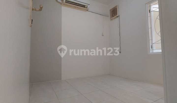 Rumah Brand New Strategis di Sektor 6 Gading Serpong