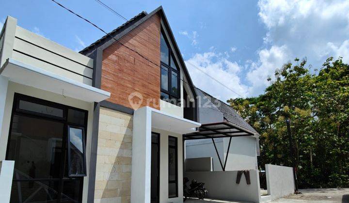 Dijual Rumah Baru Siap Huni Bonus Semi Furnish Dekat Kota Jogja 1