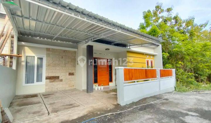 Dijual Rumah Cantik Minimalis Cash Keras Diskon 17 Jt, Selatan Umy 1