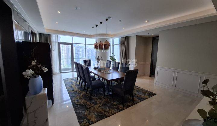 Dijual Luxury Apartment Verde Two 20th Floor, 4 Bedroom Fully Furnished 460 Sqm. 1