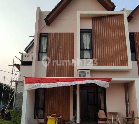 Jual Cepat Rumah Tingkat Dua Lantai Harga Damai 1