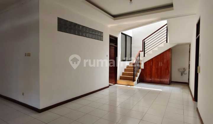 For Rent House in Larangan Indah Ciledug Tangerang 2