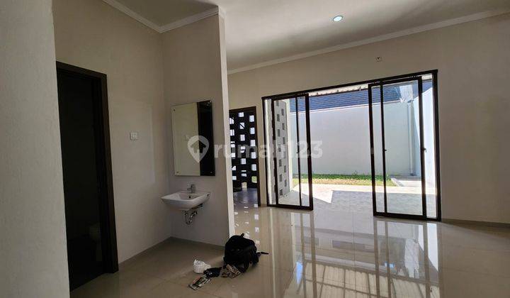 Disewakan Rumah Baru Minimalist Discovery Sektor 7 Bintaro Jaya Tangsel 2