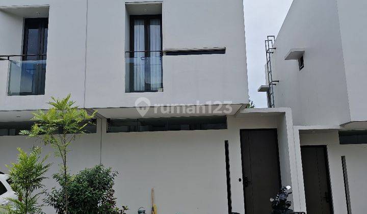 Di Jual Rumah Stellar Passion Of Living Serua Ciputat 1