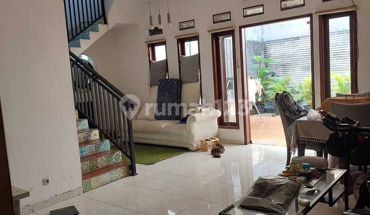 Di Sewakan Rumah Di Komplek Lestari Pisangan Ciputat Tangsel  2