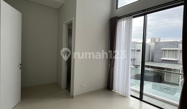 For Rent Brand New Home in Kebayoran Residence 2
