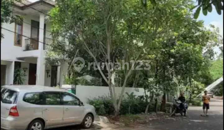 Di Jual Rumah Halam Luas dan Kolam Berenang Bintaro Sektor 2 Ciputat Timur