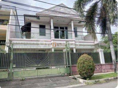 Rumah mewah Daerah Tosiga Kebon Jeruk Furnish siap Huni SHM 1