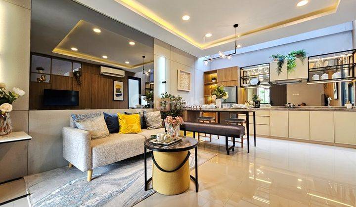 Free Interior Rumah Cantik Depan St Kereta Fasilitas Lengkap Panoramic Pool 2