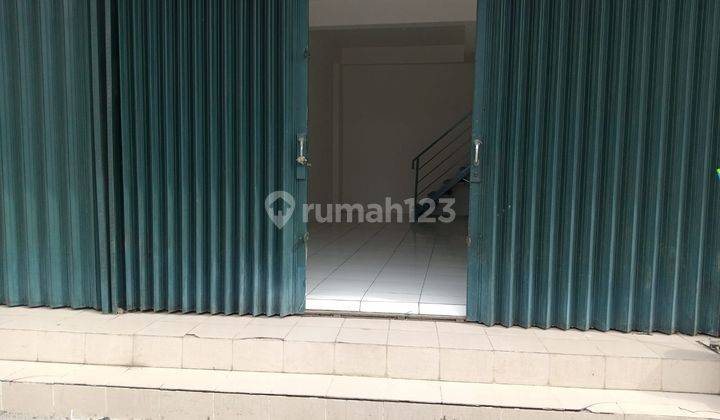 Disewakan 3 Unit Ruko Siap Pakai di Cakung, Jakarta Timur  2