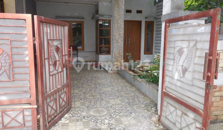 Dijual Rumah di Perumahan Puri Gading, Pondok Melati, Bekasi.