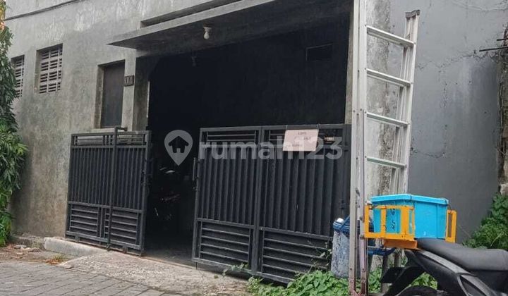 Disewakan Kamar di Lantai 1 Disewakan Kamar di Lantai 1