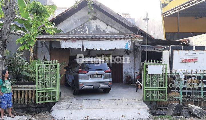 Rumah 1 lantai di pinggir Jalan Raya mahoni,Harga nego! 1