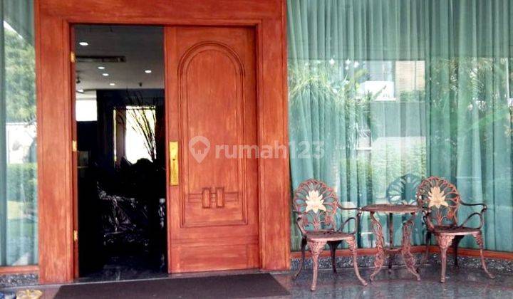 Rumah Bagus 2 Lantai di Kompleks Perumahan Elite Dalam Cluster Taman Kebon Jeruk Intercon 4