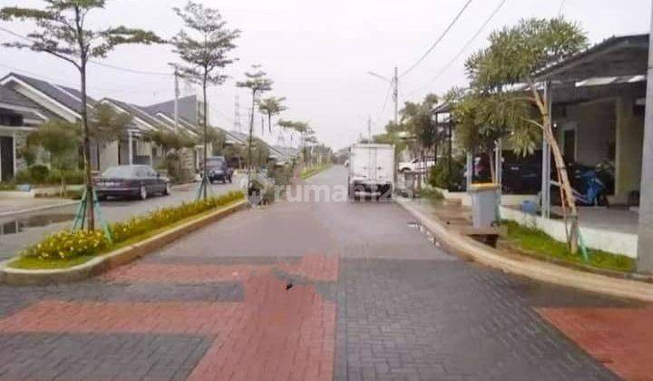 Rumah Bagus SHM di Cluster De'residence, Bekasi 2