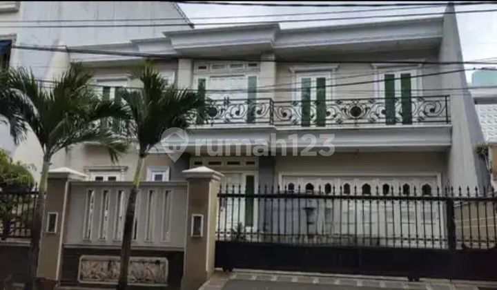 Rumah Bagus Asri dan Kokoh di Pulo Mas Jakarta Timur Rumah Bagus Asri dan Kokoh di Pulo Mas Jakarta Timur