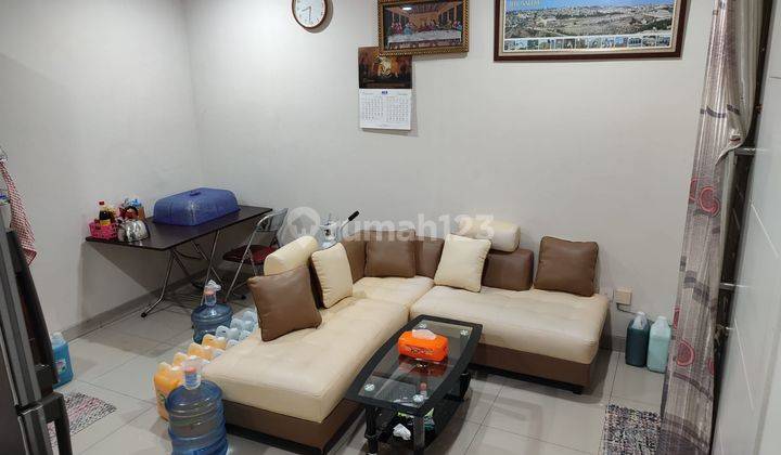 Rumah 3 Lantai Bagus Semi Furnished SHM di Gading Serpong Cluster Samara Village, Tangerang 2