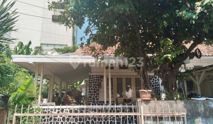 Rumah Hitung Tanah Di Jalan Besar Salemba Jakarta Pusat