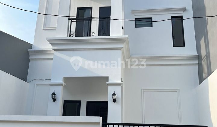 Rumah 2 Lt Siap Huni Di Boulevard Hijau, Bekasi