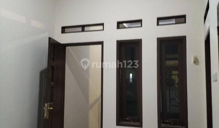 Rumah Bagus Sertifikat Hak Milik di Pondok Ungu Sektor V, Bekasi 2