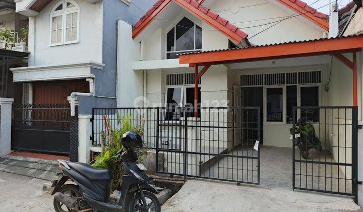 Rumah Bagus HGB di Taman Harapan Baru, Bekasi 1