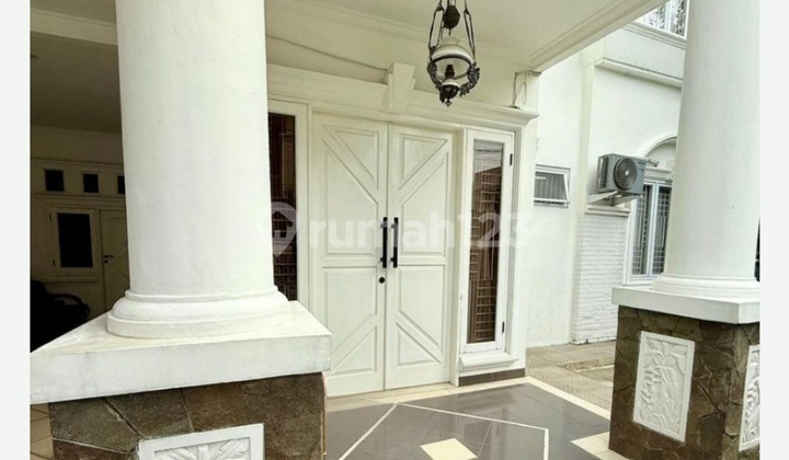 Nice and Large House in Grand Galaxi Bekasi 2