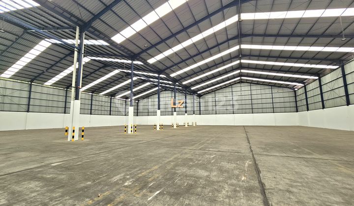 Ready-to-Use Warehouse Area 4300m in Sultan Agung Bekasi