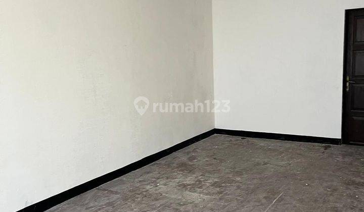 Rumah 2 Lantai Bagus Sertifikat Hak Milik di Cluster Harapan Indah, Bekasi 2