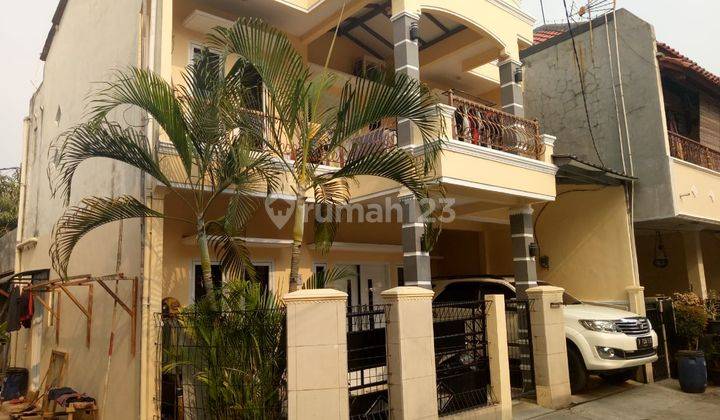 Rumah Bagus Unfurnished SHM Taman Cikunir Indah, Bekasi 1