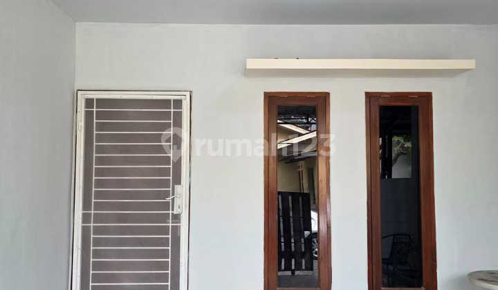 Rumah Minimalis Bebas Banjir Dekat Pusat Kuliner  1