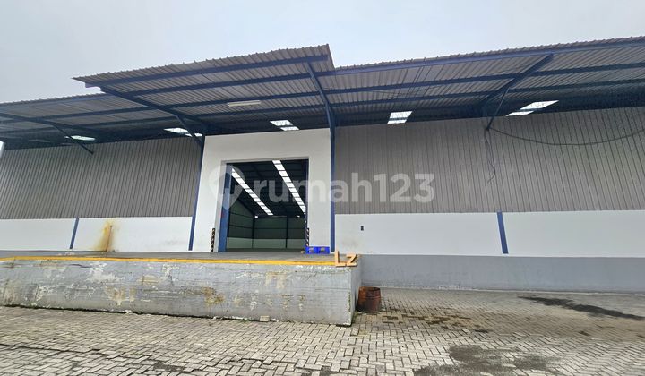Good Warehouse Ready to Use Container Access in Bekasi