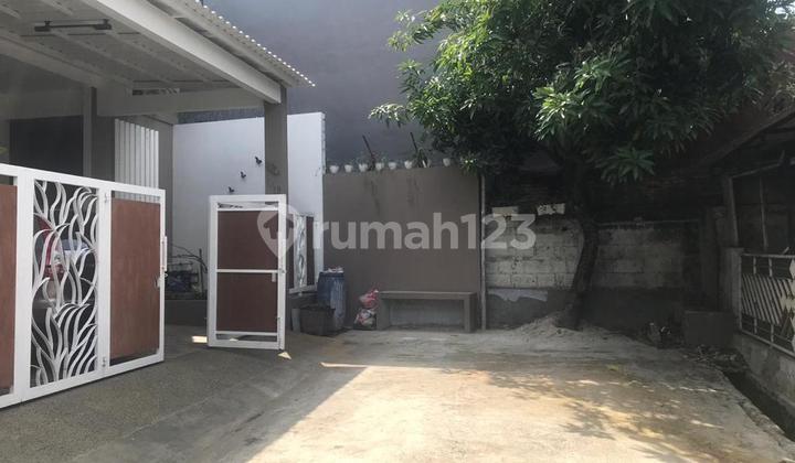 Beautiful Ready-to-Live House In Grand Galaxi Bekasi 2