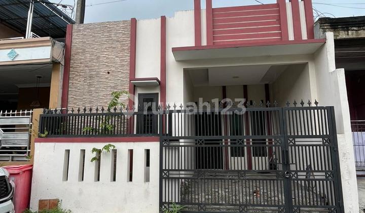 Rumah 3kamar Tidur Depan Lapangan Di Pondok Ungu Permai, Bekasi