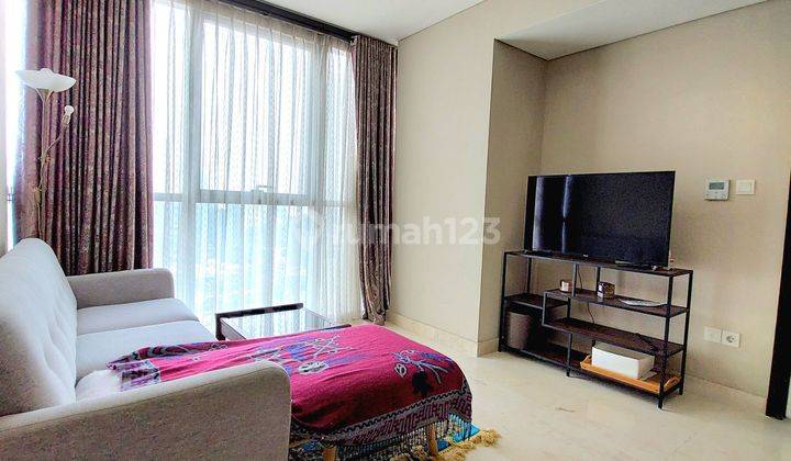 Pet Friendly Apartement Ciputra World 2 Jakarta near Sudirman 2