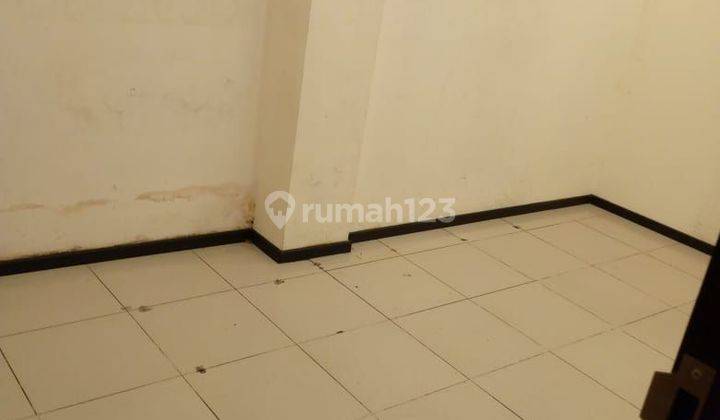 Disewakan Ruko Bagus di Lokasi Prime Jatinegara Jakarta Timur 2