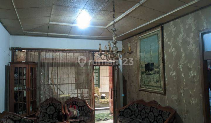 Dijual Rumah beserta kos-kosan lokasi strategis Sayap Jalan Pungkur cocok untuk investasi 2 Lantai SHM Bagus 1