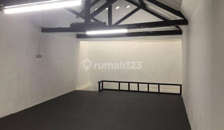 Ruko 2 Lantai Siap Pakai di Jalan Dulatip Bandung 2