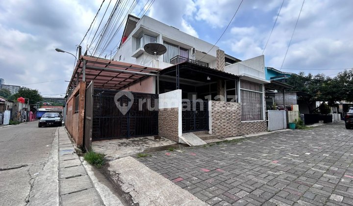 Rumah Bagus 2 Lantai Di Daerah Pekayon Jaya 1