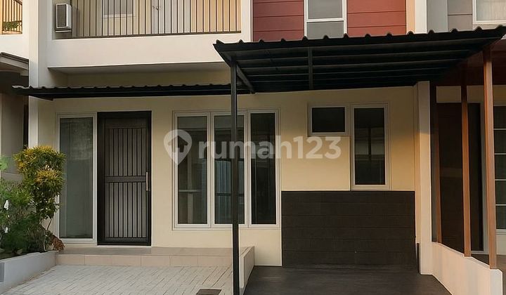 For Rent: 2-Story House in Grand Wisata Area. For Rent: 2-Story House in Grand Wisata Area.