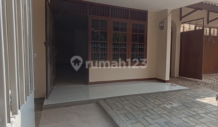 For Rent: Nice and Tidy House in Galaxy Area 2