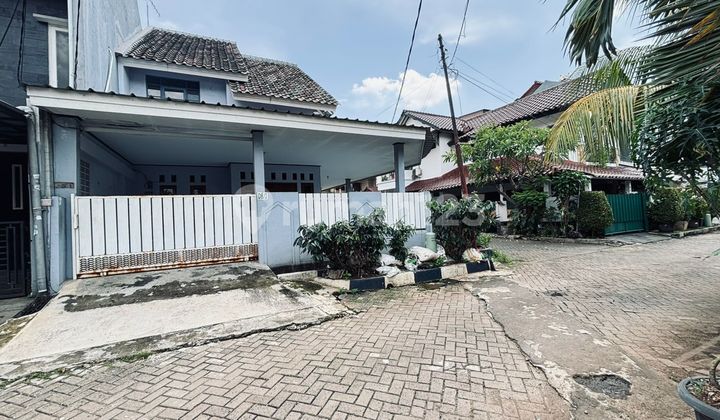 For Rent Hook House in Jatibening Estate 2
