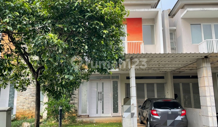 Disewakan Rumah Bagus dan Terawat di Daerah Summarecon Bekasi Disewakan Rumah Bagus dan Terawat di Daerah Summarecon Bekasi