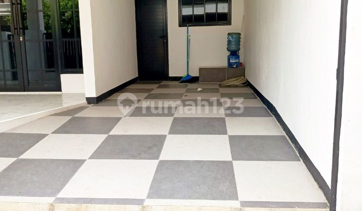 Rumah 2 Lantai Bagus dan Luas di Daerah Cikunir 2