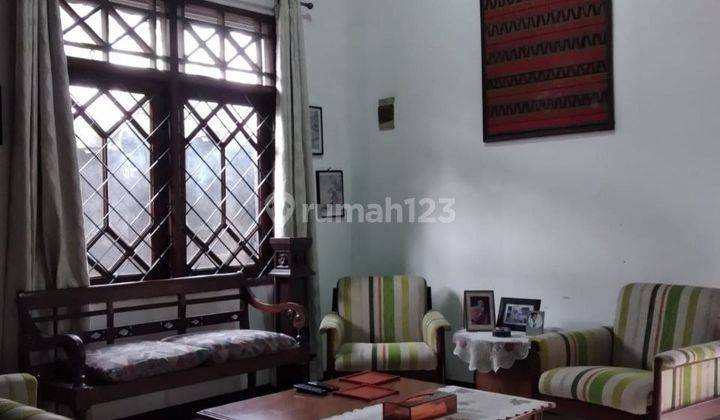 Rumah Bagus Dan Luas Di Daerah Taman Galaxy  2